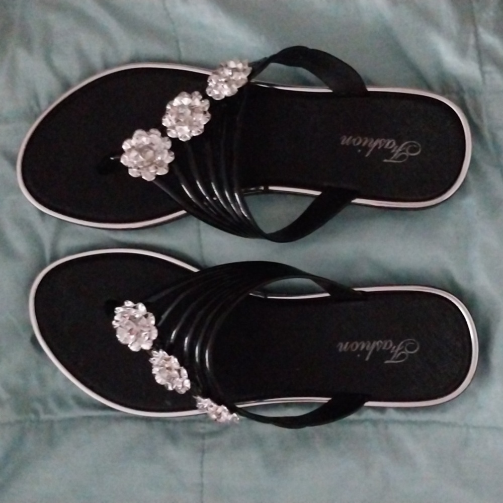 Stylish Floral Flip Flops